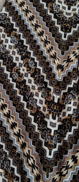 Essential Midi/Curie dress - Picture 2 of 2